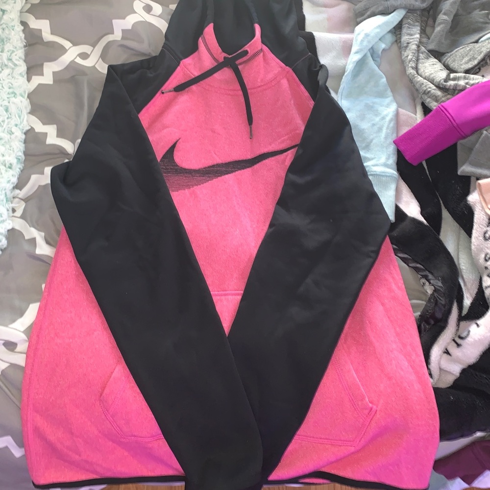Nike sweatshirt